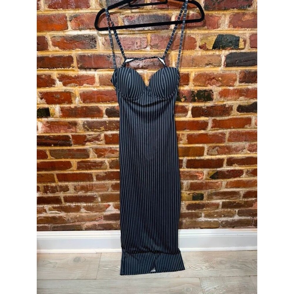 FASHION NOVA Cassandra Pinstripe Maxi Dress. Large